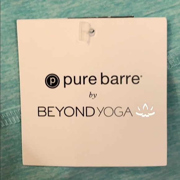 Pure Barre Beyond Yoga High Waisted Island - Picture 4 of 4